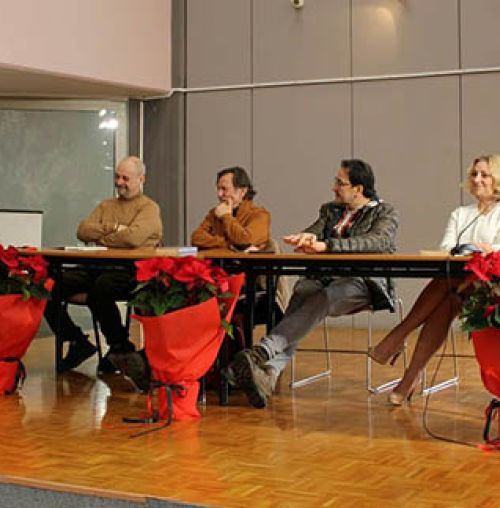 Παρουσιάστηκε στο Χολαργό το βιβλίο «Ηθοποιοί συγγραφείς» της Σύσσης Καπλάνη