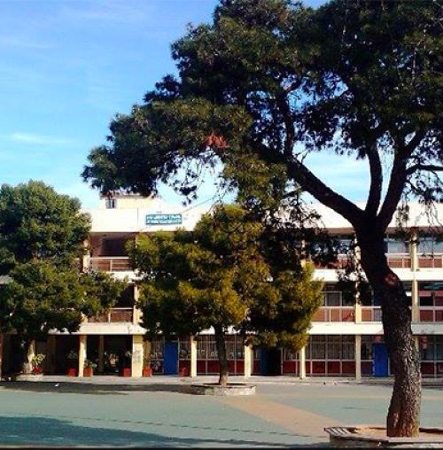 Πλημμύρισαν αίθουσες στο… «κουκλί» του Δημάρχου, 1ο Δημοτικό Χολαργού